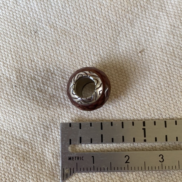 Brighton purple spacer bead - Picture 4 of 4